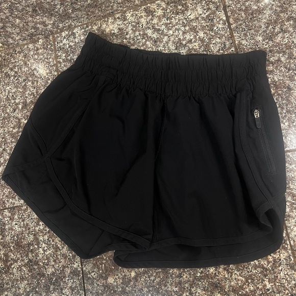 Lululemon Bundle - Picture 9 of 16